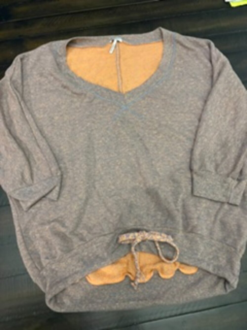 Splendid Brand cropped V-neck sweatshirt